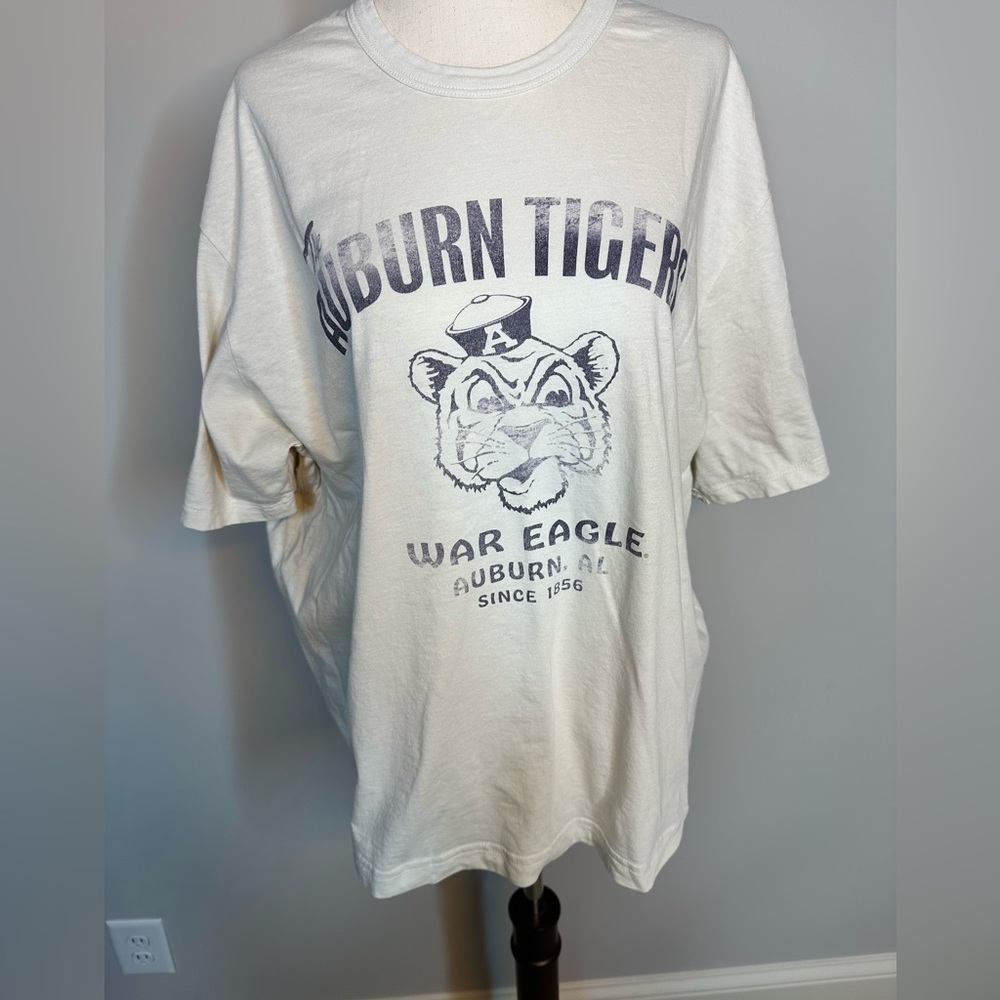 Sz XL 47 Brand Auburn Tigers cream tshirt grey print vintage look